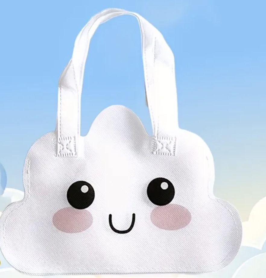 أكياس للهدايا و التوزيعات على شكل سحابة ☁️