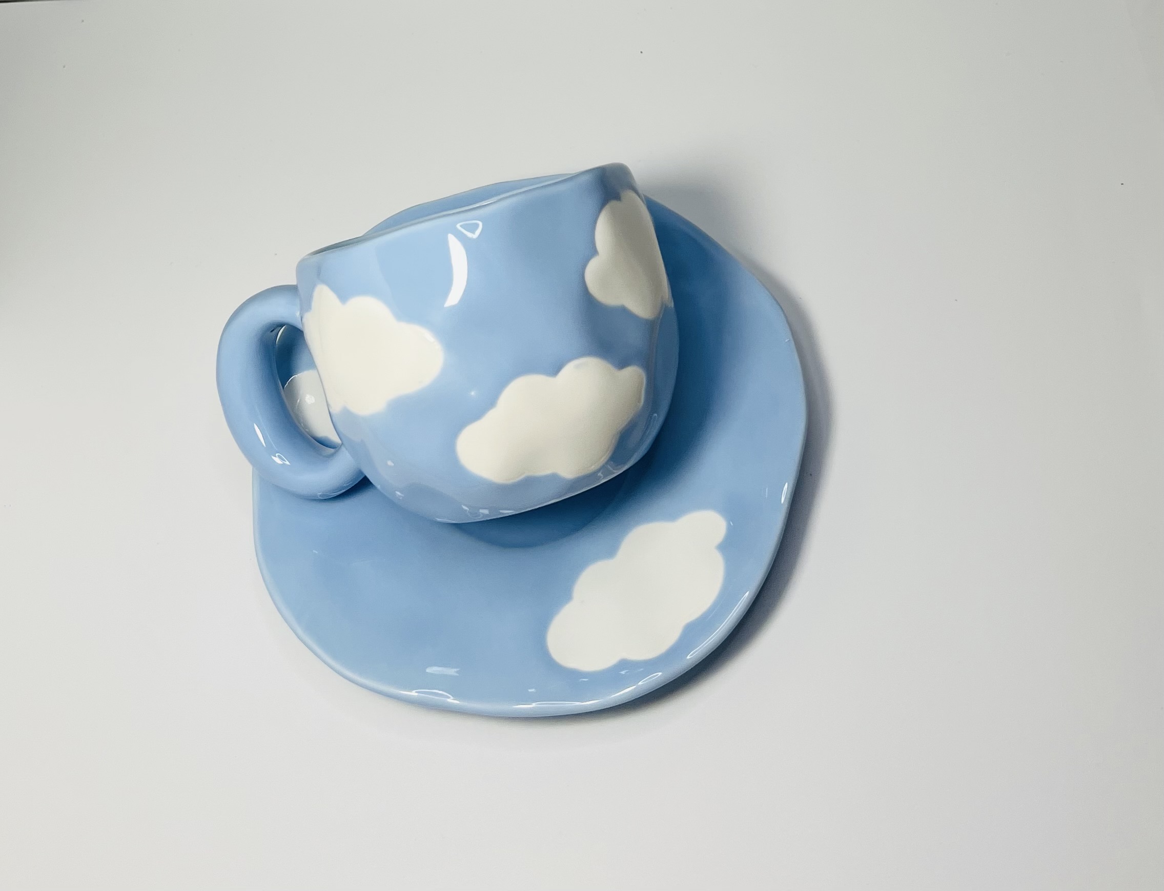 كوب بلون السماء