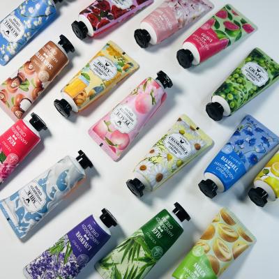 مجموعة من كريمات ترطيب اليد للتوزيعات أو للشنط الصغيرة